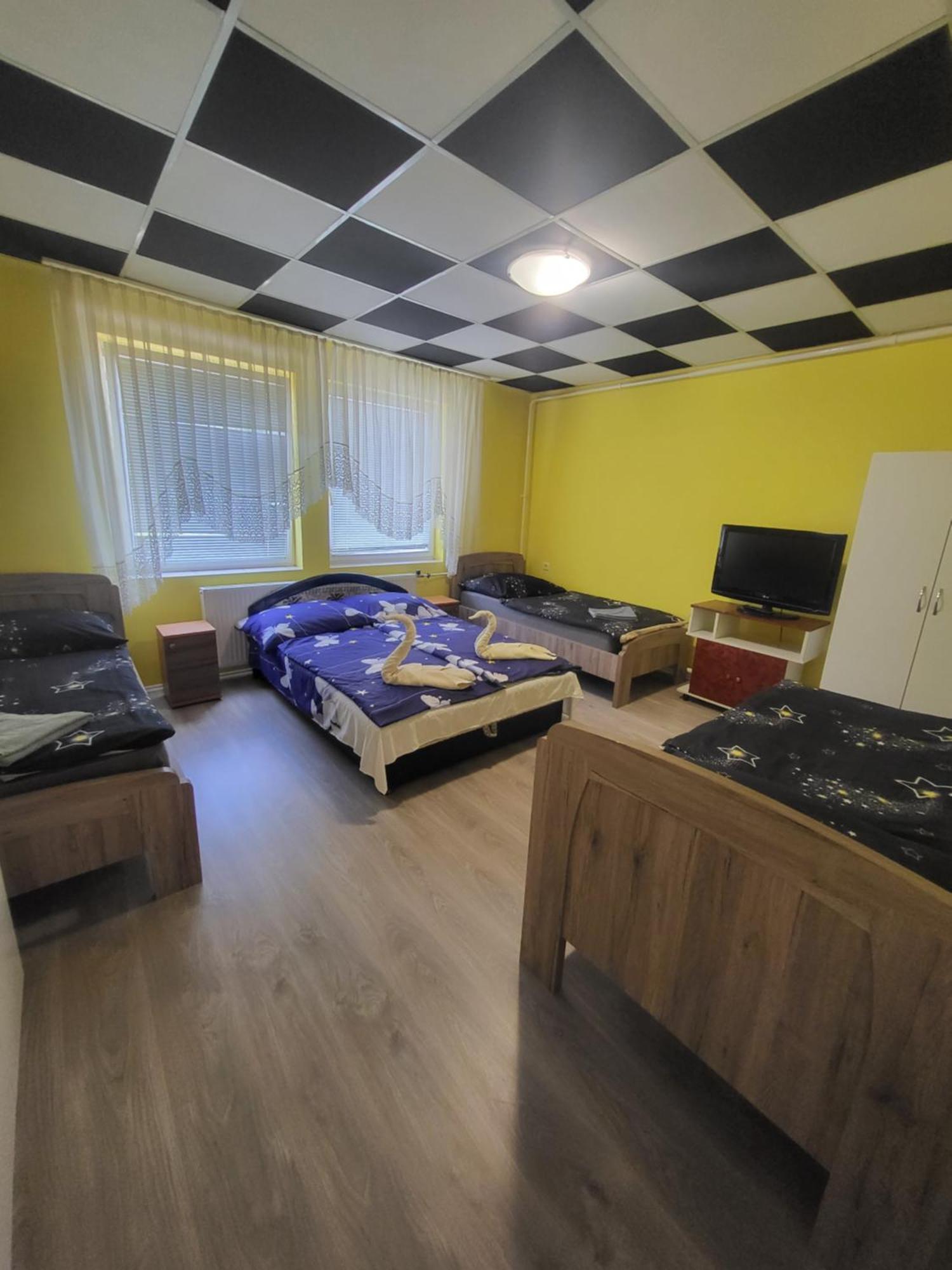 Napsugar Vendeghaz Apartment ทิสเซาอีแวรอช ภายนอก รูปภาพ